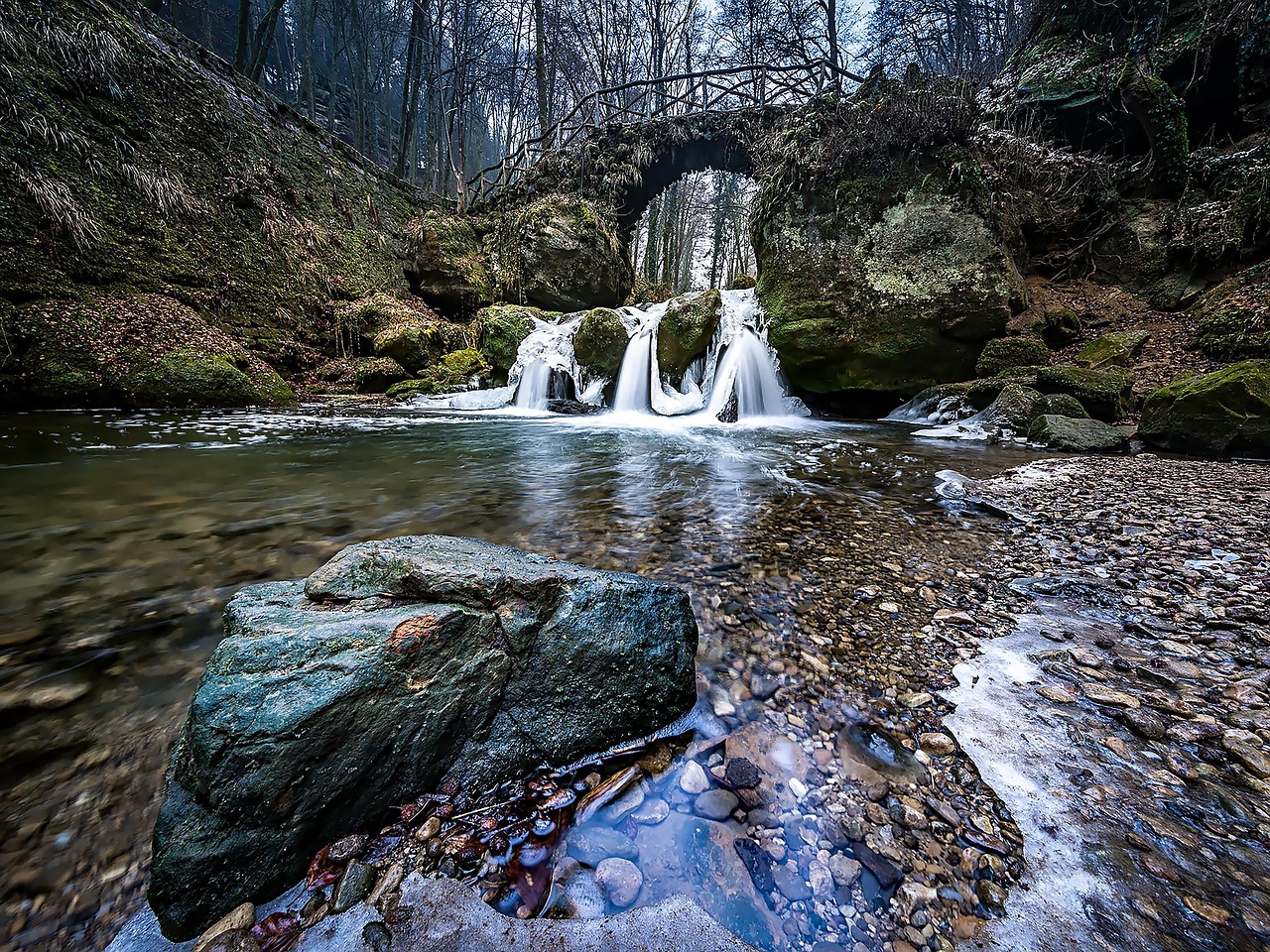 Chasing Waterfalls in the Off-Season: Why Late Fall and Winter Reward the Patient
